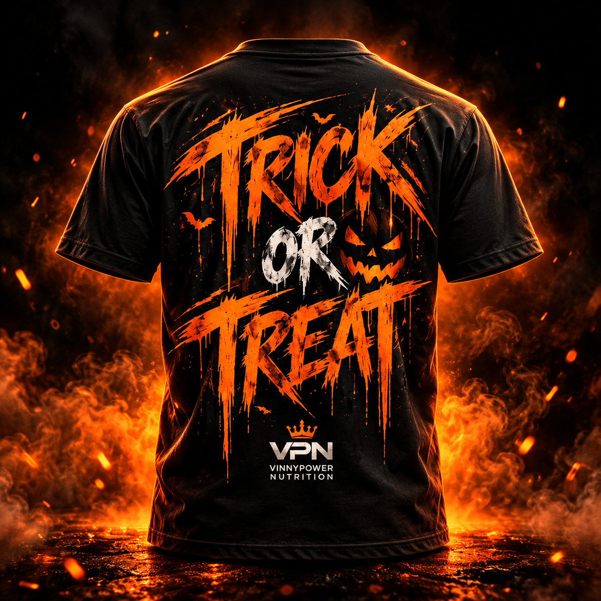 Camiseta VPN Halloween Edition Trick or Treat da VinnyPowerNutrition com design de abóbora e tema de festa de Halloween.