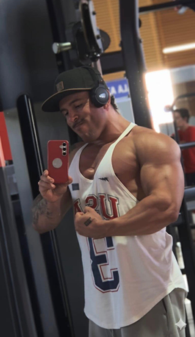 DAVID CORREIA