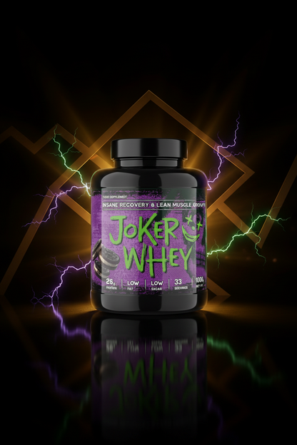 Pote de 2,3kg de whey protein Joker com rótulo branco e preto, exibido sobre fundo neutro, destacando o produto em destaque.